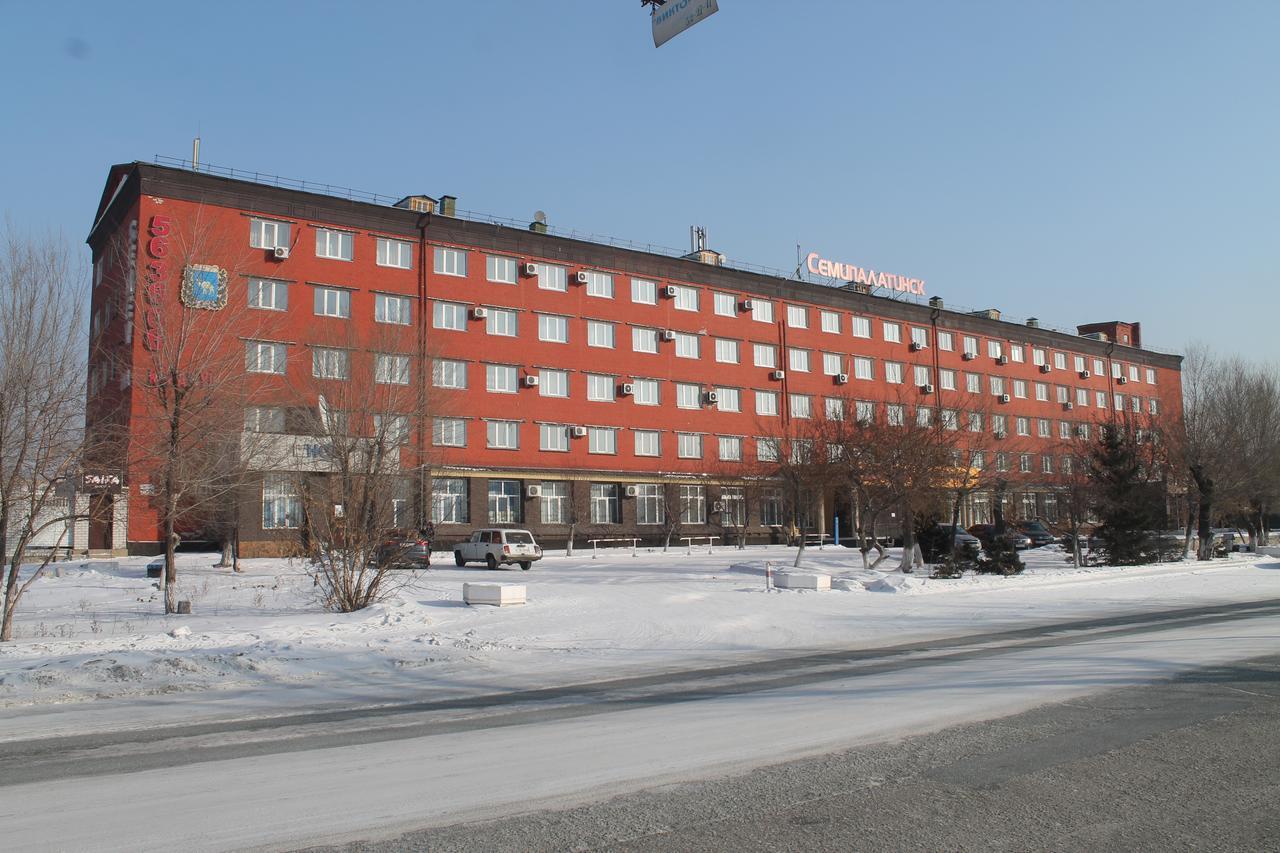Semey Hotel Otel 3*